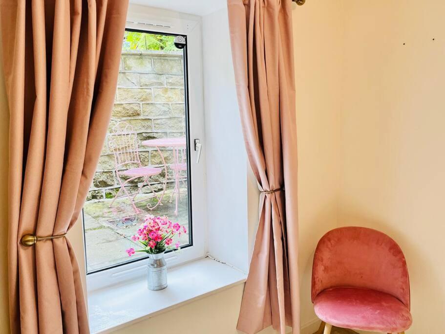 The Ilkley Hideaway Apartment Exterior photo